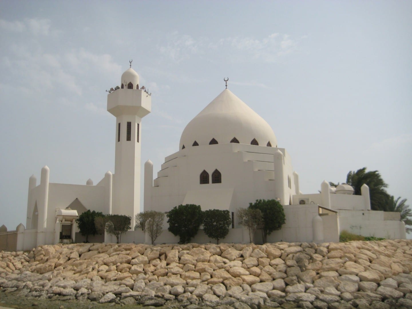 Una llamativa mezquita en la Corniche Al Khobar Arabia Saudí
