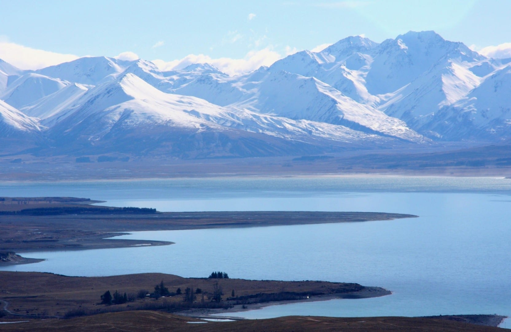 Vista hacia el extremo norte del Lago Tekapo desde la cima del Monte John Lago Tékapo Nueva Zelanda